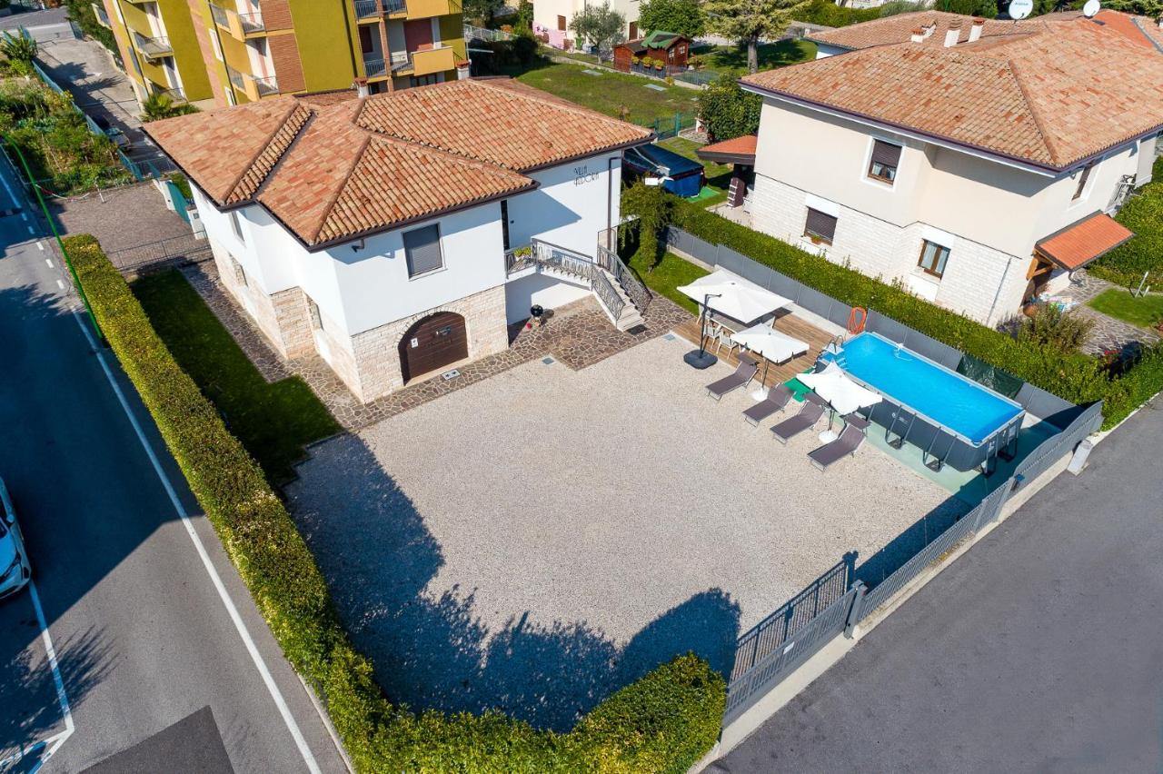 Villa Azdora بسكييرا ديل غاردا المظهر الخارجي الصورة